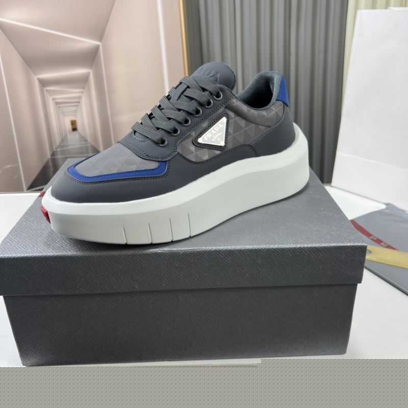 Pra*a sneakers